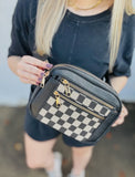 Checkmate Crossbody• Black