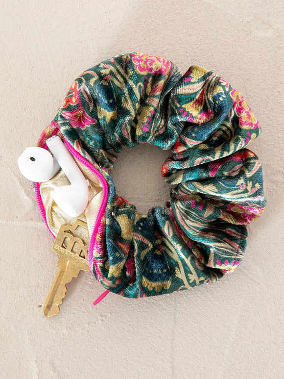 Hideaway Scrunchie - Green Painterly Vines